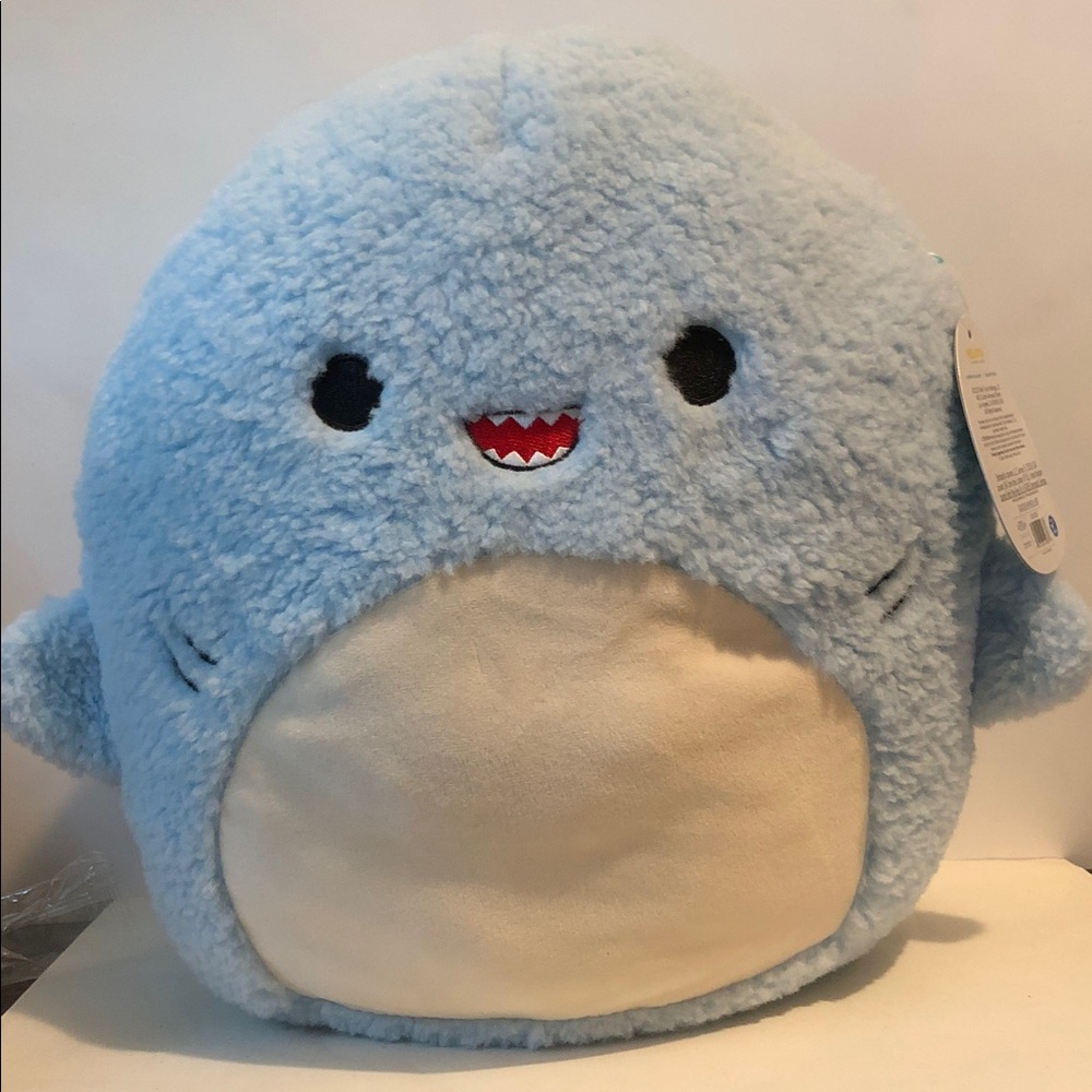 Davie  the shark Fuzz A Mallow squishmallow